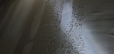 Drywall Wall obvious signs of SVMG - Same location and time with light indicating mold