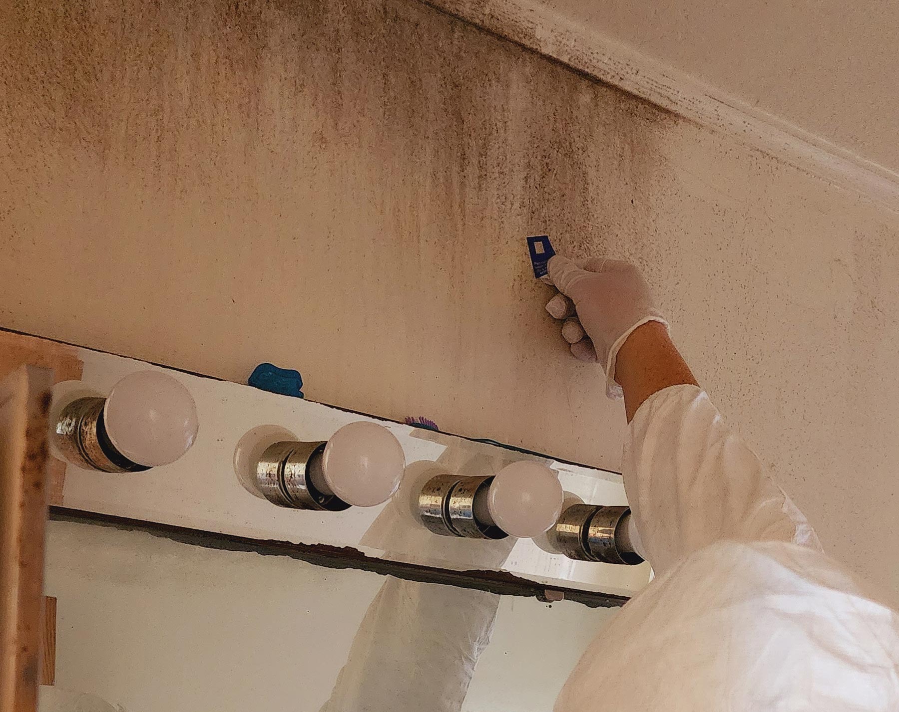Mold hero